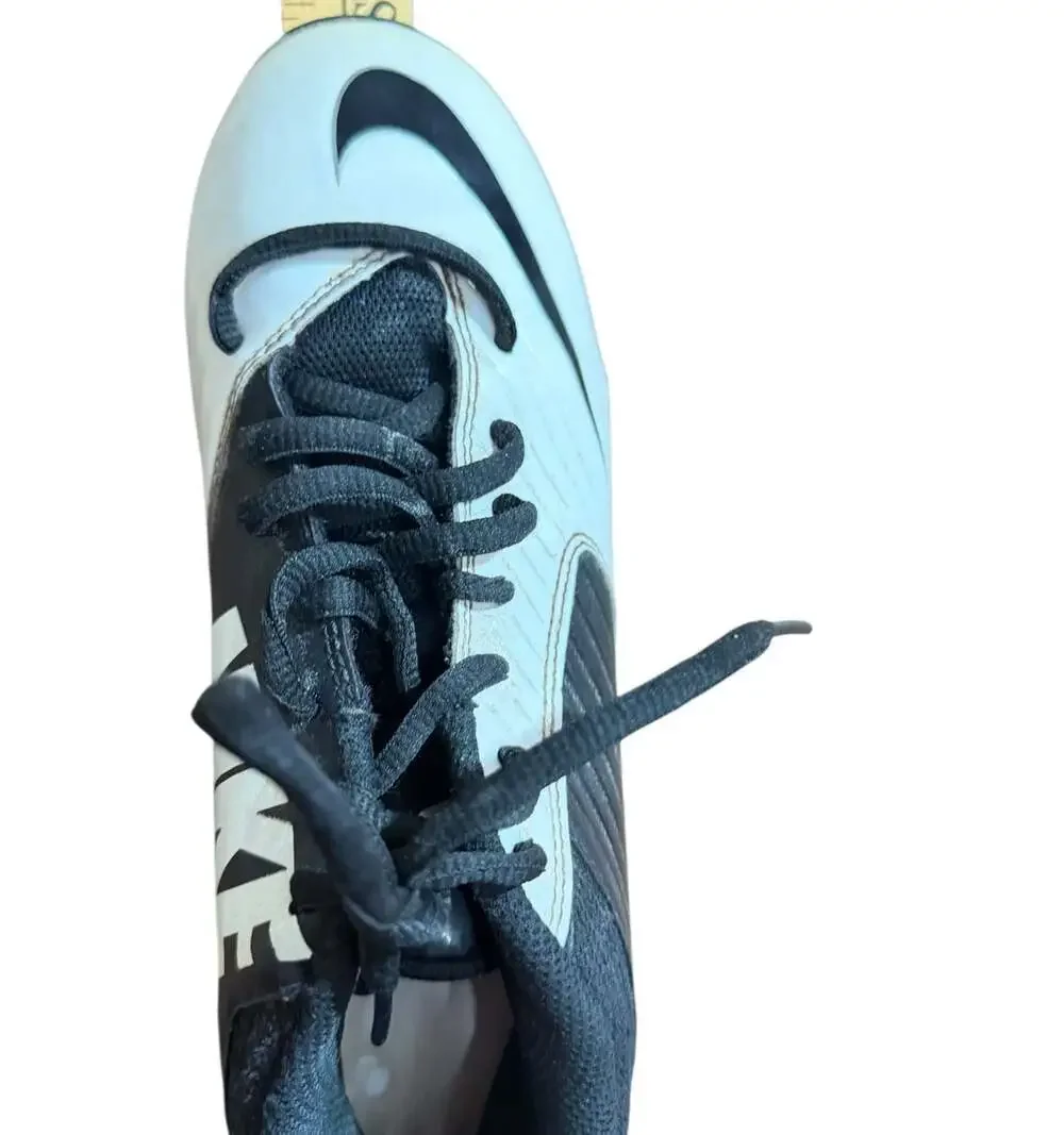 Nike Youth Football Cleats Black White Fastflex Approx Size 5Y